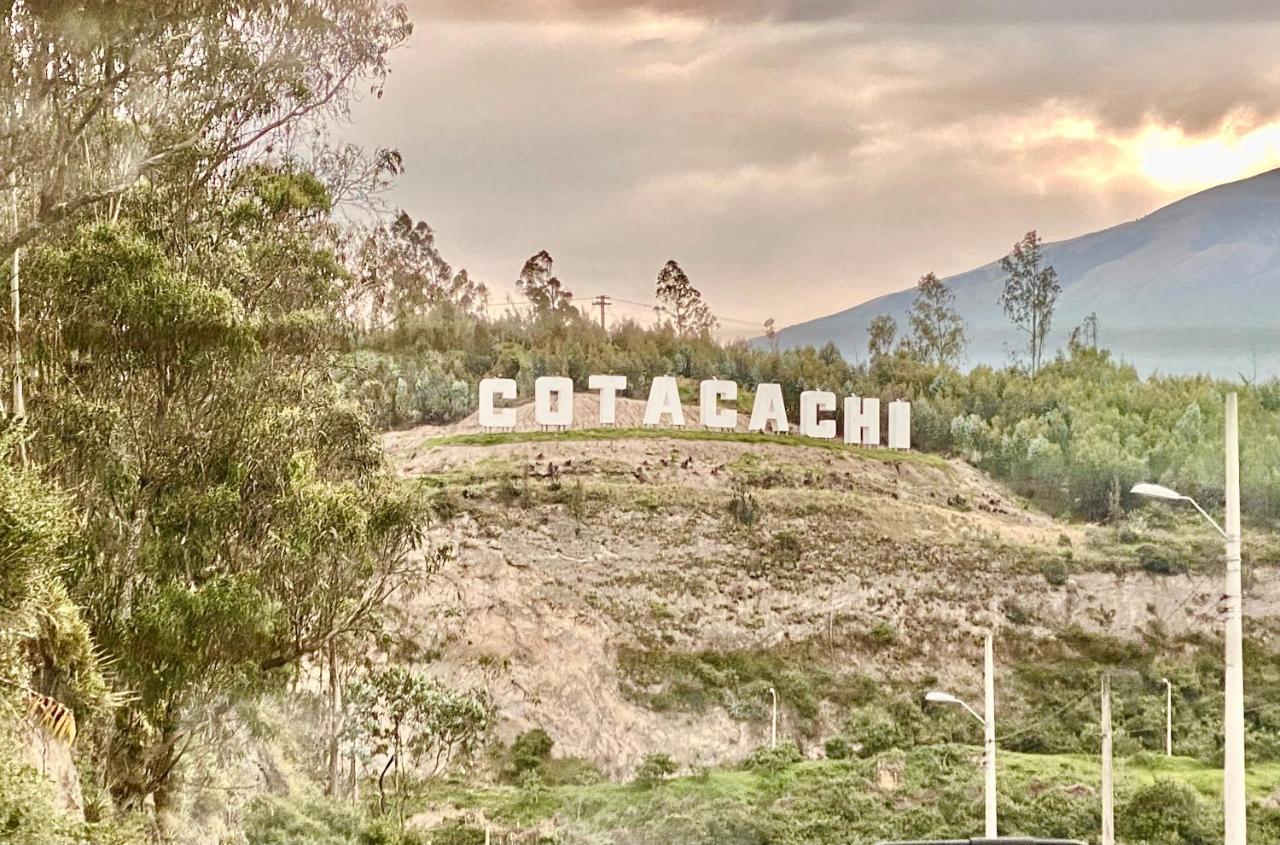 Hostal Jora Continental Cotacachi Bagian luar foto
