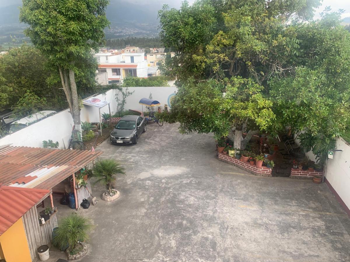 Hostal Jora Continental Cotacachi Bagian luar foto