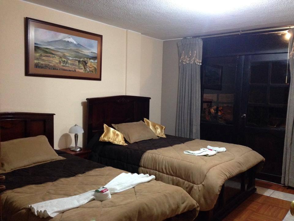 Hostal Jora Continental Cotacachi Ruang foto